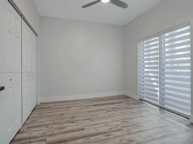 13833 SW 124th Ave Rd, Miami FL 33186