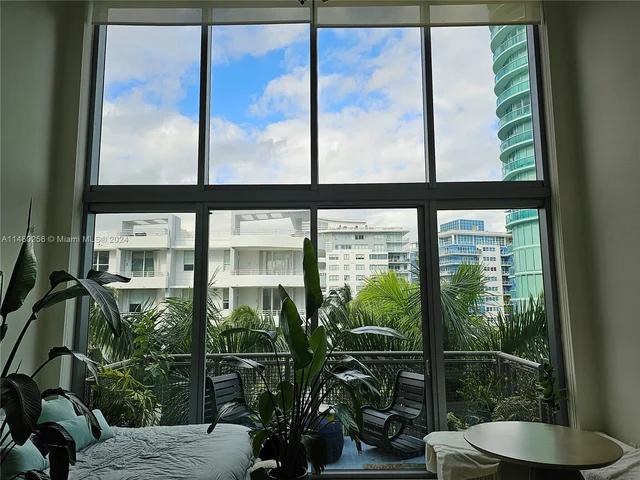 6000 Collins Ave # 528, Miami Beach FL 33140