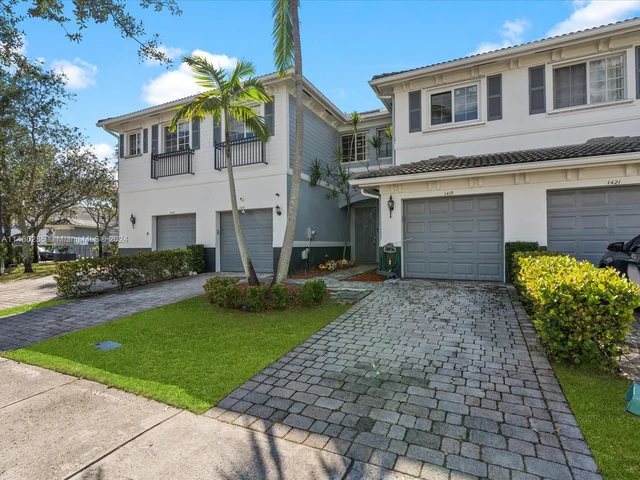 1419 NW 34th Way, Lauderhill FL 33311