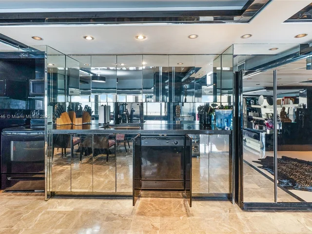 1800 NE 114th St # 1205, Miami FL 33181