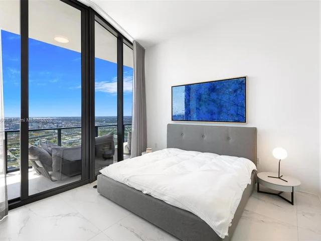 1000 Biscayne Blvd # 4901, Miami FL 33132