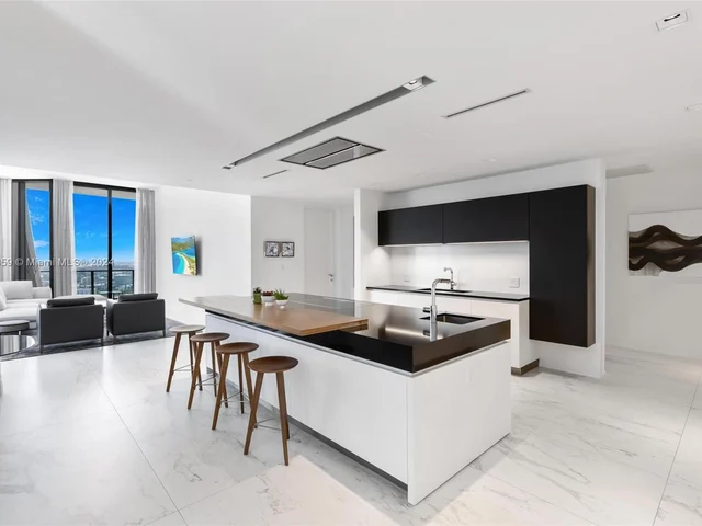 1000 Biscayne Blvd # 4901, Miami FL 33132