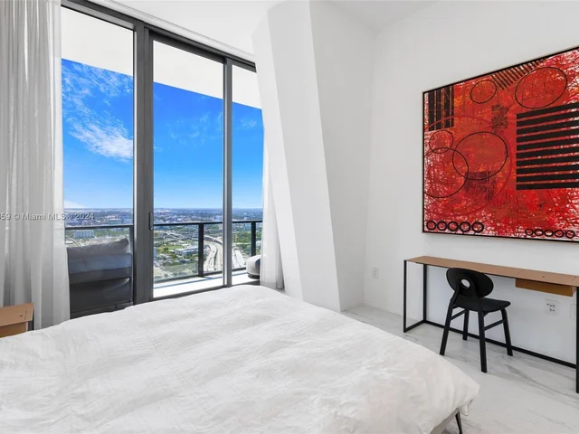 1000 Biscayne Blvd # 4901, Miami FL 33132