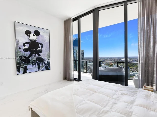 1000 Biscayne Blvd # 4901, Miami FL 33132