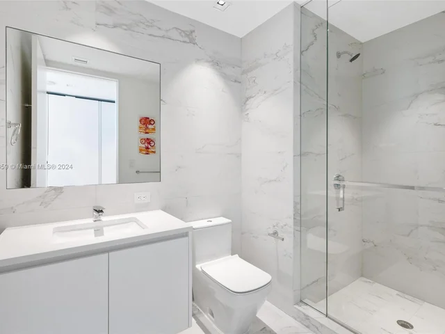 1000 Biscayne Blvd # 4901, Miami FL 33132