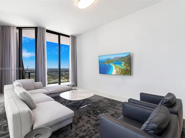 1000 Biscayne Blvd # 4901, Miami FL 33132