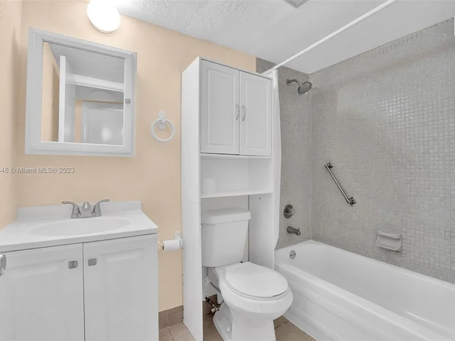 8500 Sunrise Lakes Blvd # 110, Sunrise FL 33322