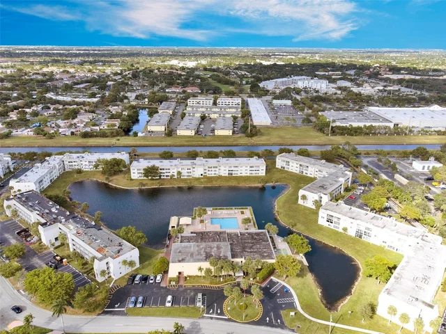 8500 Sunrise Lakes Blvd # 110, Sunrise FL 33322