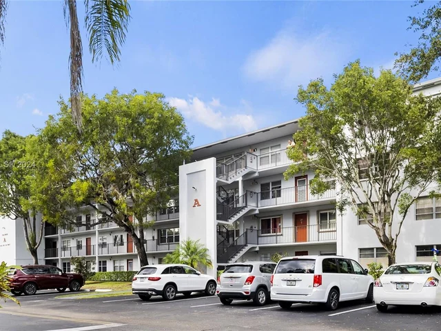 1251 SW 134th Way # 213A, Pembroke Pines FL 33027