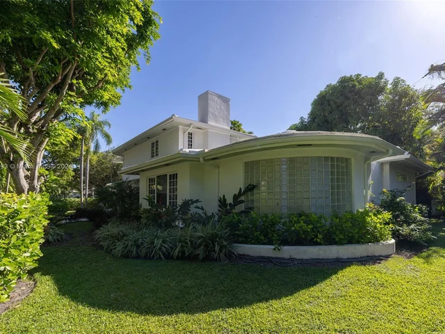 2601 De Soto Blvd, Coral Gables FL 33134