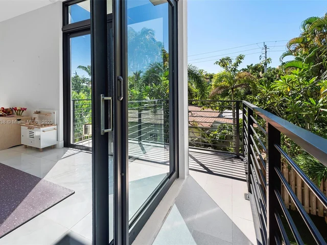 909 NE 16th Ter # 3, Fort Lauderdale FL 33304