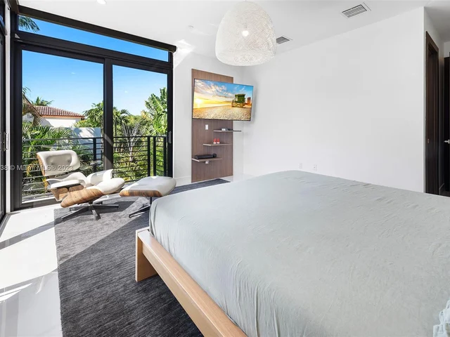 909 NE 16th Ter # 3, Fort Lauderdale FL 33304