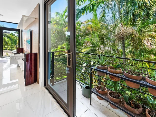 909 NE 16th Ter # 3, Fort Lauderdale FL 33304