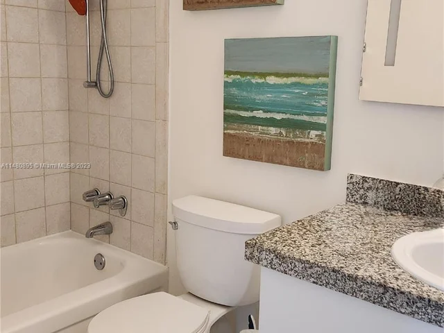 9195 Collins Ave, Surfside FL 33154