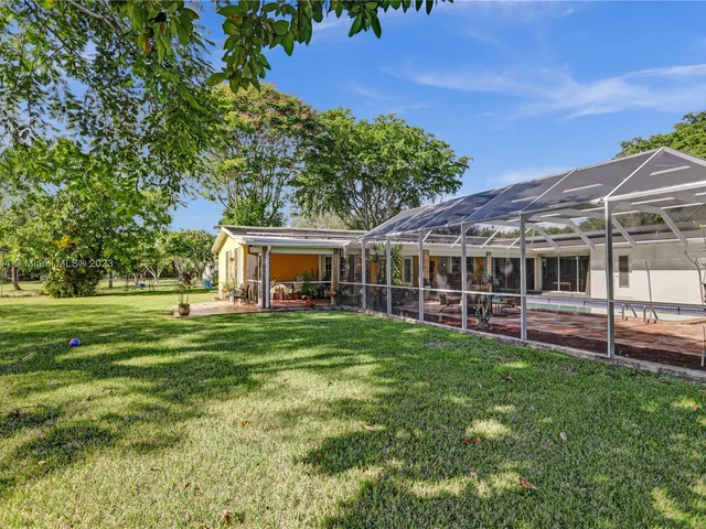 7840 SW 139th Ter, Palmetto Bay FL 33158