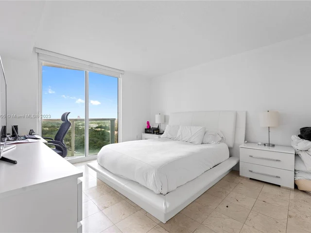 2101 Brickell Ave # 1111, Miami FL 33129