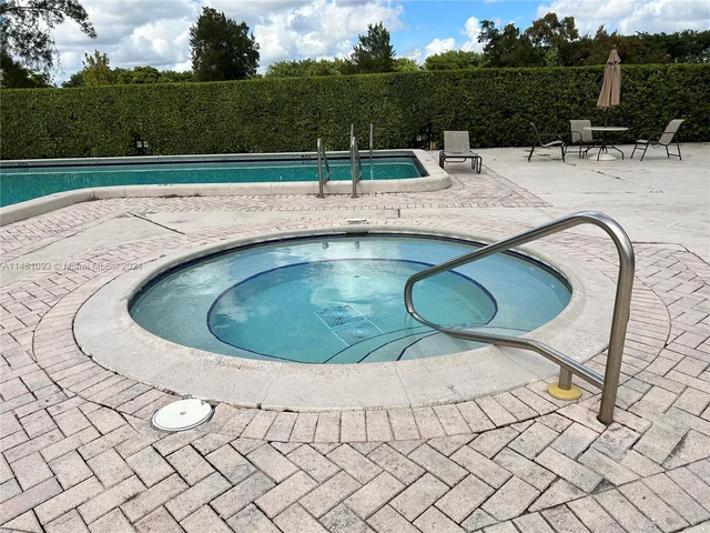 8380 Sands Point Blvd # J208, Tamarac FL 33321