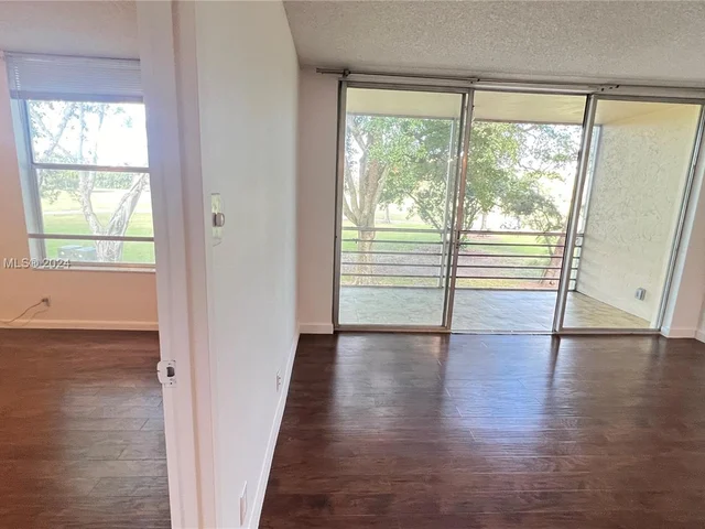 8380 Sands Point Blvd # J208, Tamarac FL 33321