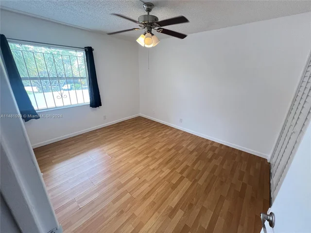 8380 Sands Point Blvd # J208, Tamarac FL 33321