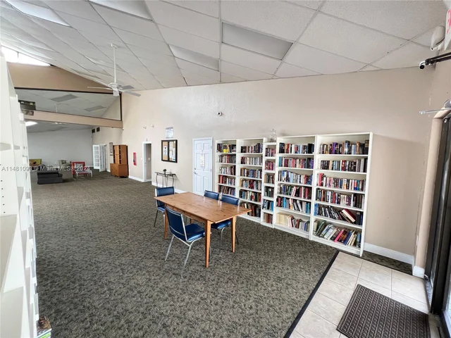 8380 Sands Point Blvd # J208, Tamarac FL 33321