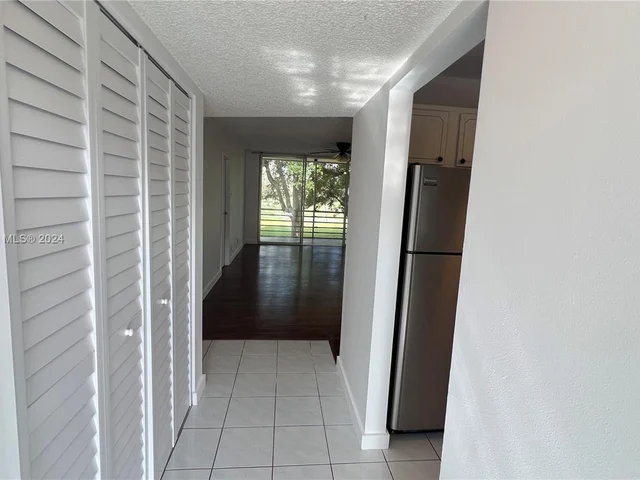 8380 Sands Point Blvd # J208, Tamarac FL 33321