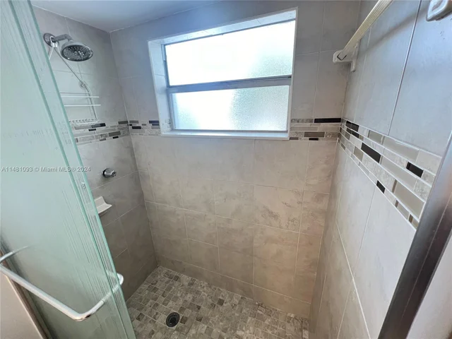 8380 Sands Point Blvd # J208, Tamarac FL 33321