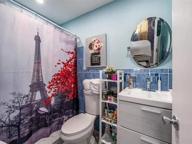 2500 NW 55th St, Tamarac FL 33309