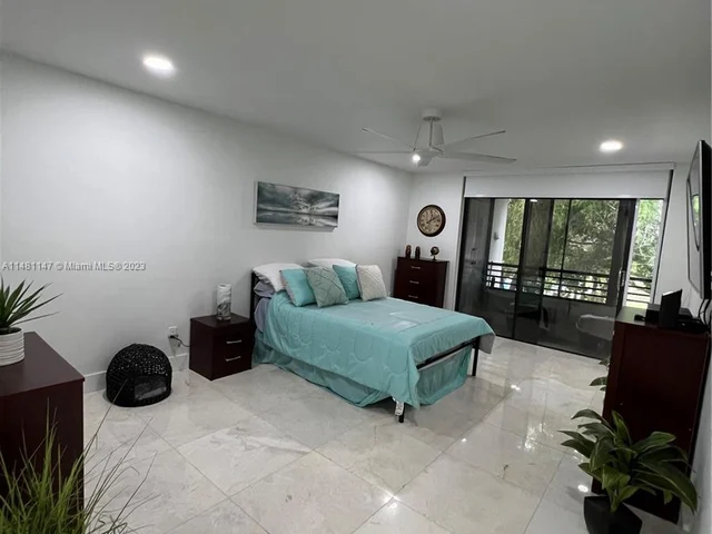 1430 Sheridan St # 22G, Hollywood FL 33020