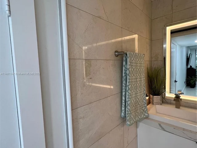 1430 Sheridan St # 22G, Hollywood FL 33020