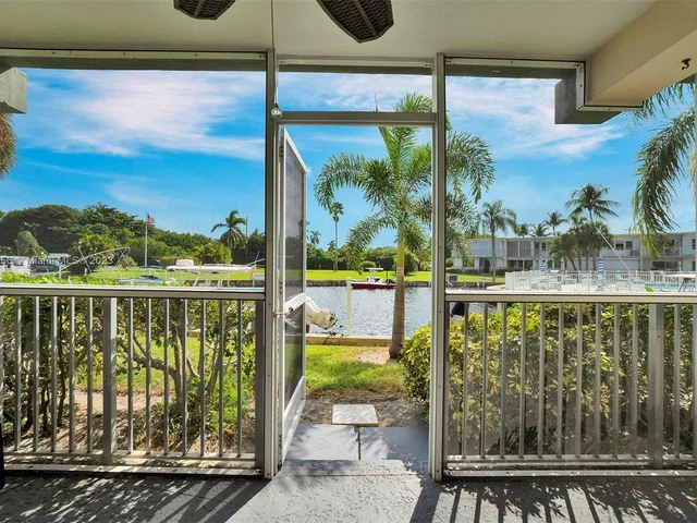 1501 SE 15th Ct # 102, Deerfield Beach FL 33441