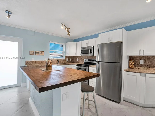 1501 SE 15th Ct # 102, Deerfield Beach FL 33441