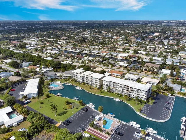 1501 SE 15th Ct # 102, Deerfield Beach FL 33441