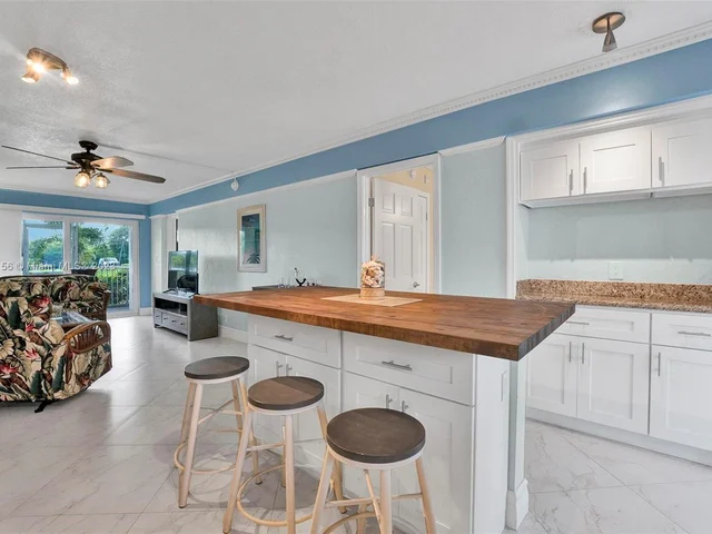 1501 SE 15th Ct # 102, Deerfield Beach FL 33441