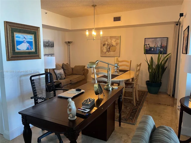 20281 E Country Club Dr # 1105, Aventura FL 33180