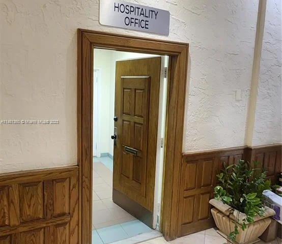 3725 S Ocean Dr # 921, Hollywood FL 33019