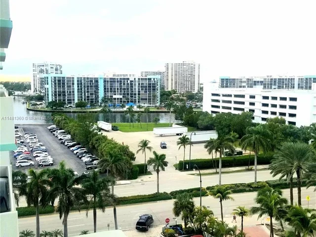 3725 S Ocean Dr # 921, Hollywood FL 33019