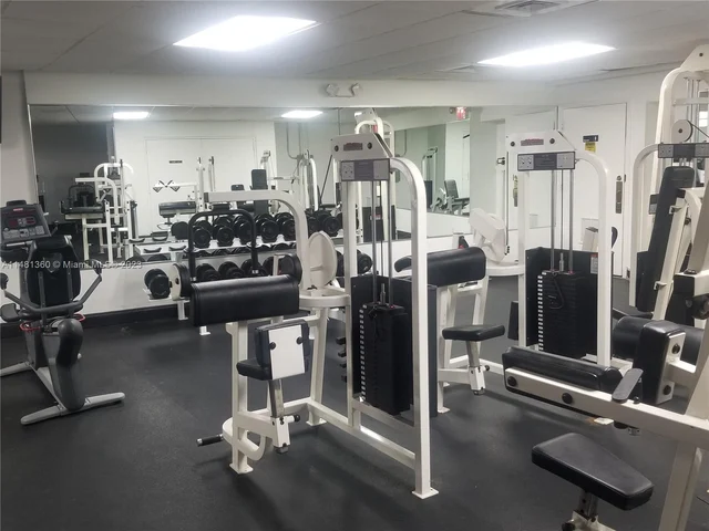 3725 S Ocean Dr # 921, Hollywood FL 33019