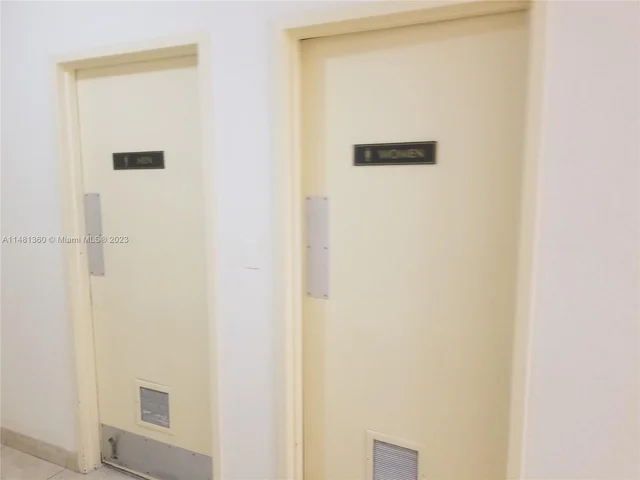 3725 S Ocean Dr # 921, Hollywood FL 33019