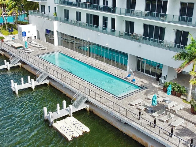 4010 S Ocean Dr # R2402, Hollywood FL 33019