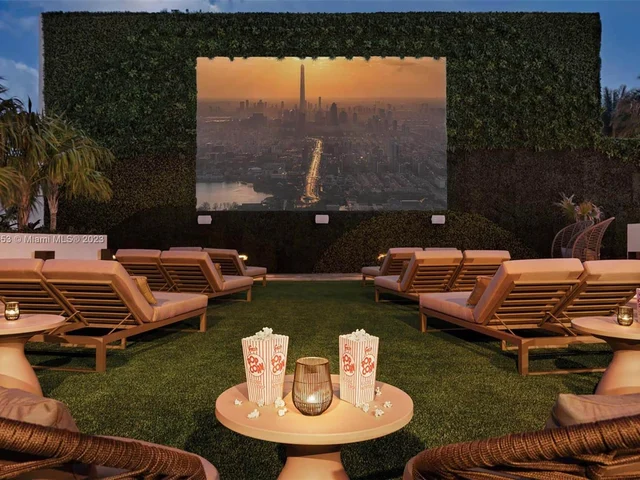 4010 S Ocean Dr # R2402, Hollywood FL 33019