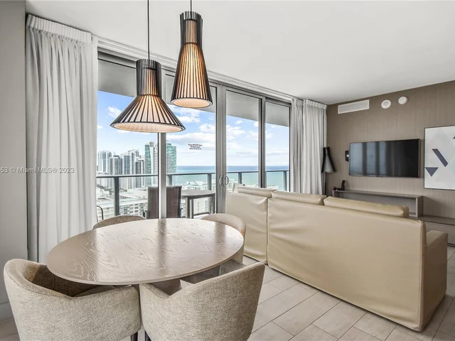 4010 S Ocean Dr # R2402, Hollywood FL 33019