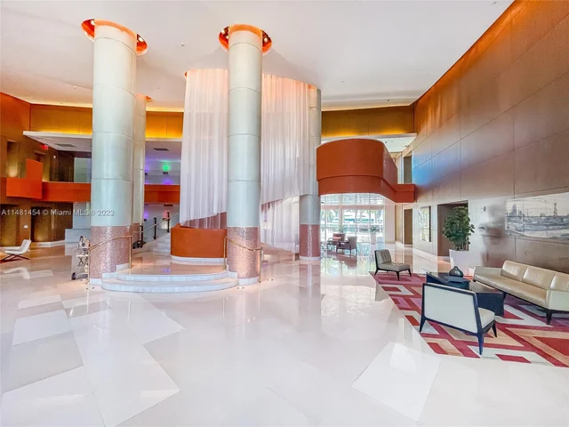 400 Alton Rd # 809, Miami Beach FL 33139