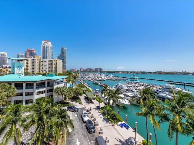 400 Alton Rd # 809, Miami Beach FL 33139