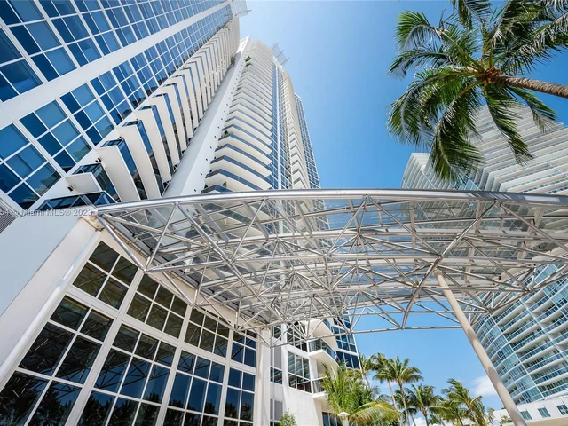 400 Alton Rd # 809, Miami Beach FL 33139