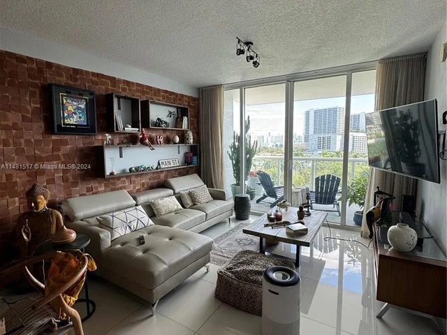 1861 NW S River Dr # 1110, Miami FL 33125