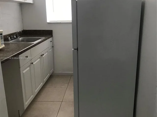 1608 Drexel Ave # 19, Miami Beach FL 33139