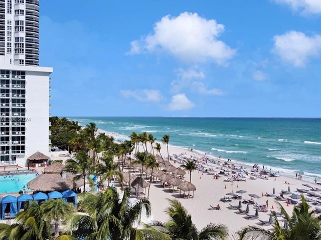 3530 NW 43rd Ave # 203, Lauderdale Lakes FL 33319