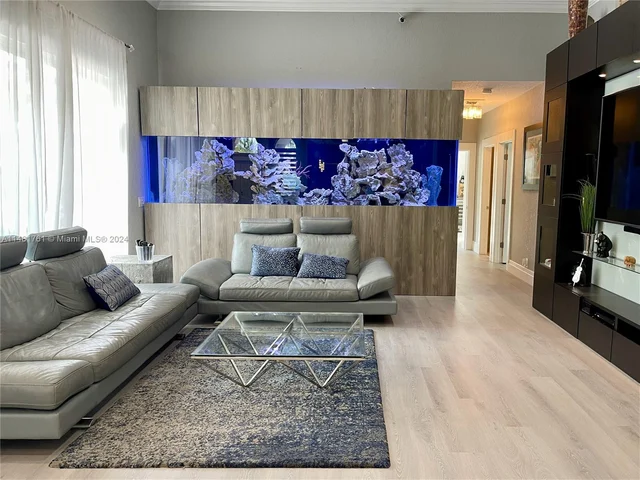 2253 SW 132nd Way, Davie FL 33325