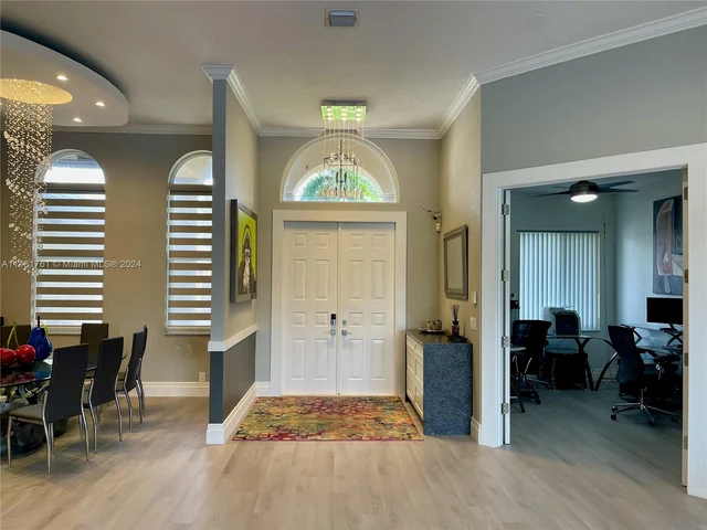 2253 SW 132nd Way, Davie FL 33325