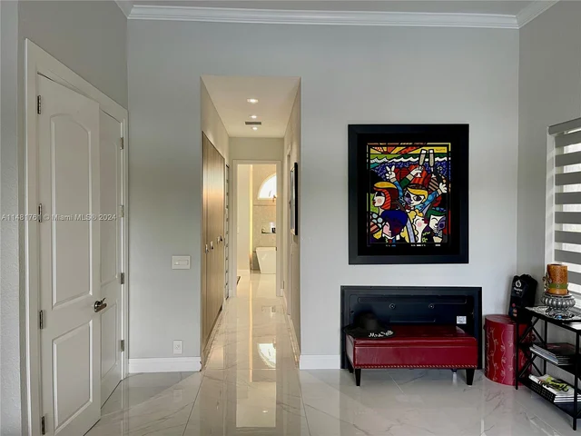 2253 SW 132nd Way, Davie FL 33325